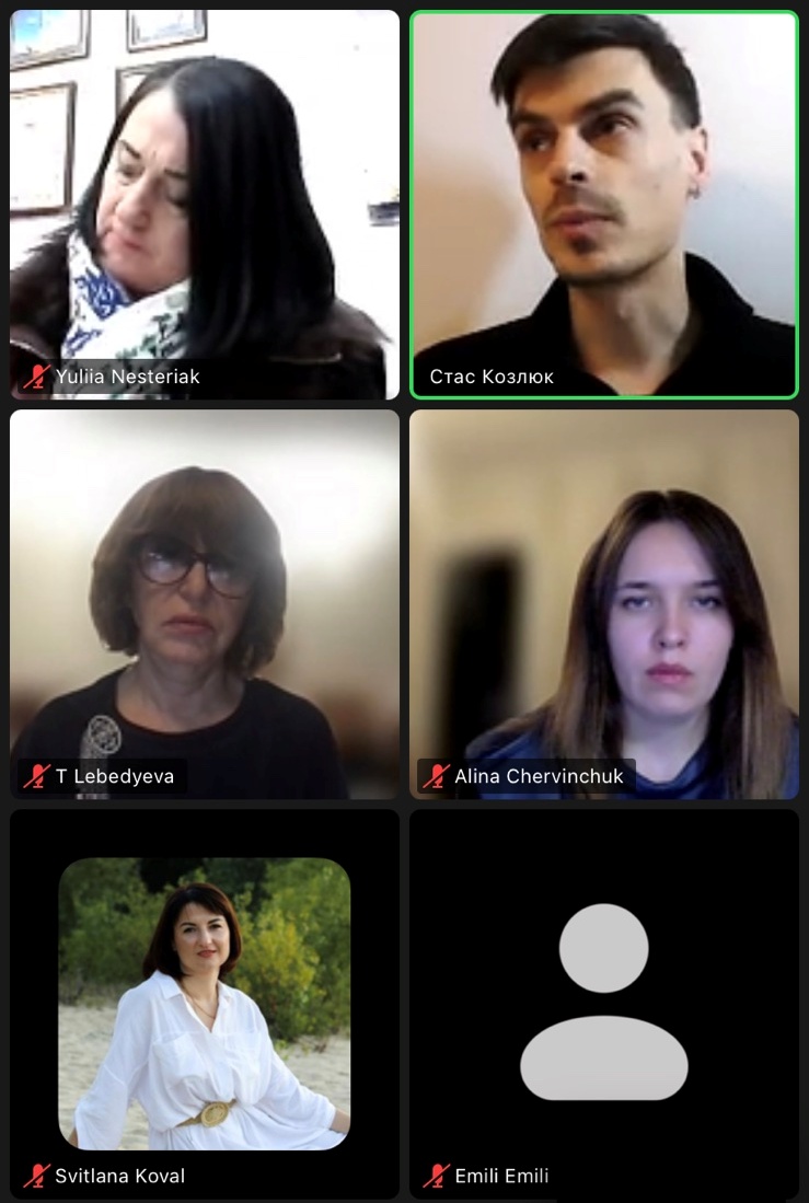 Викладачі ЗВО під час заходу